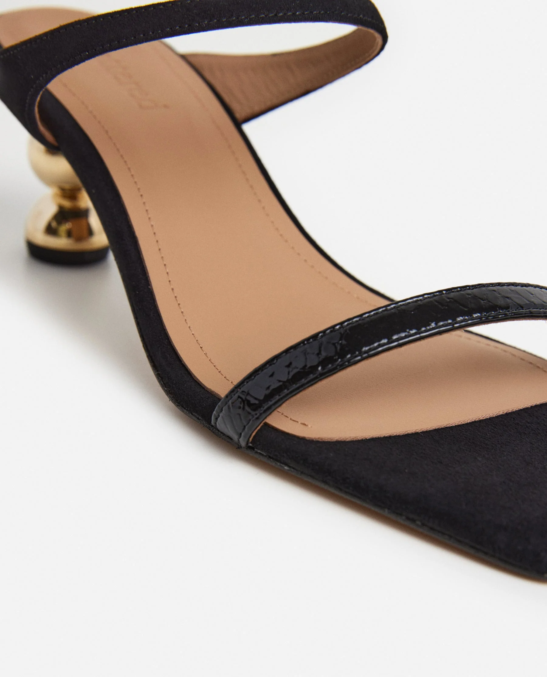Ali Leather Black - Image 9