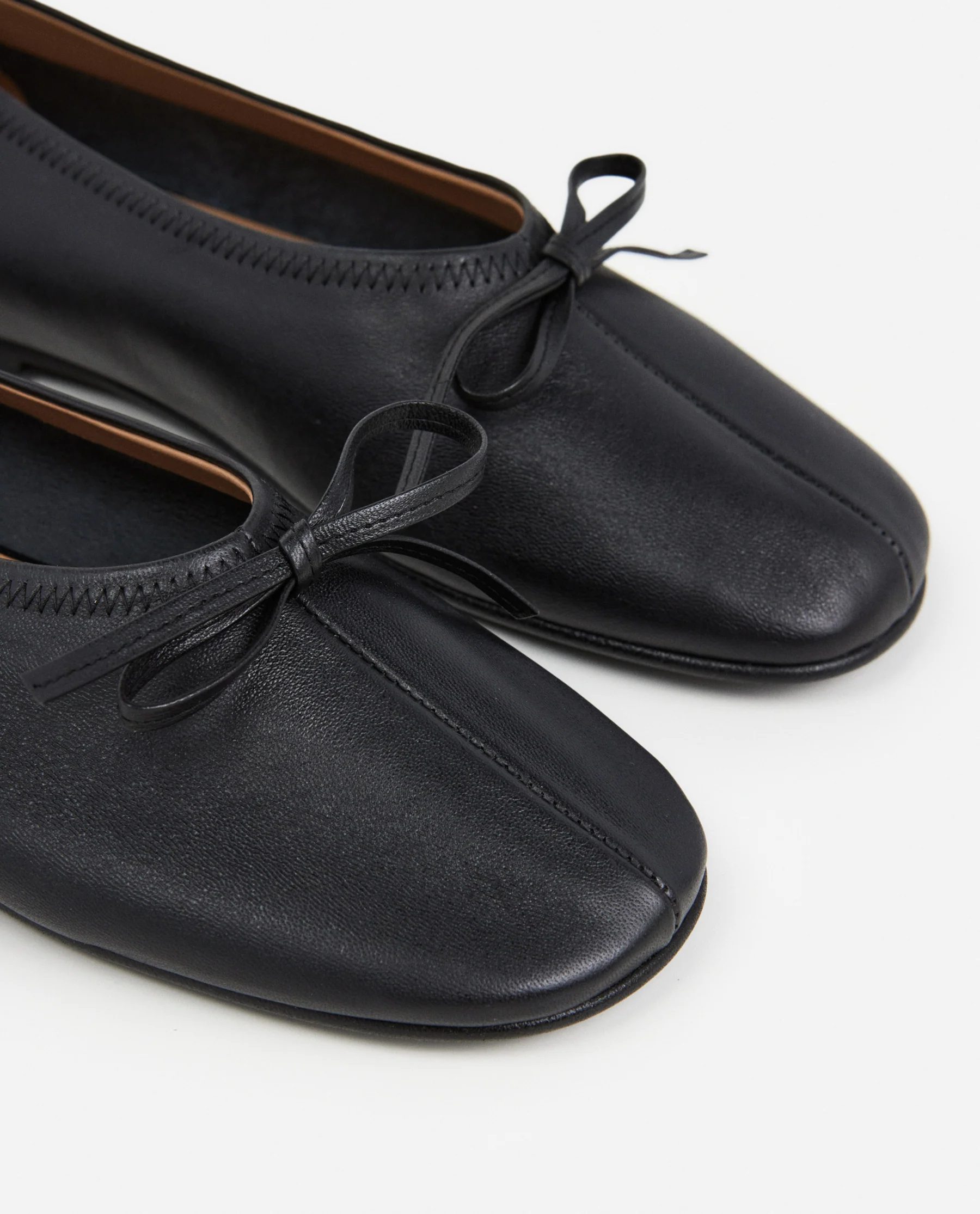 Blaise Leather Black - Image 5