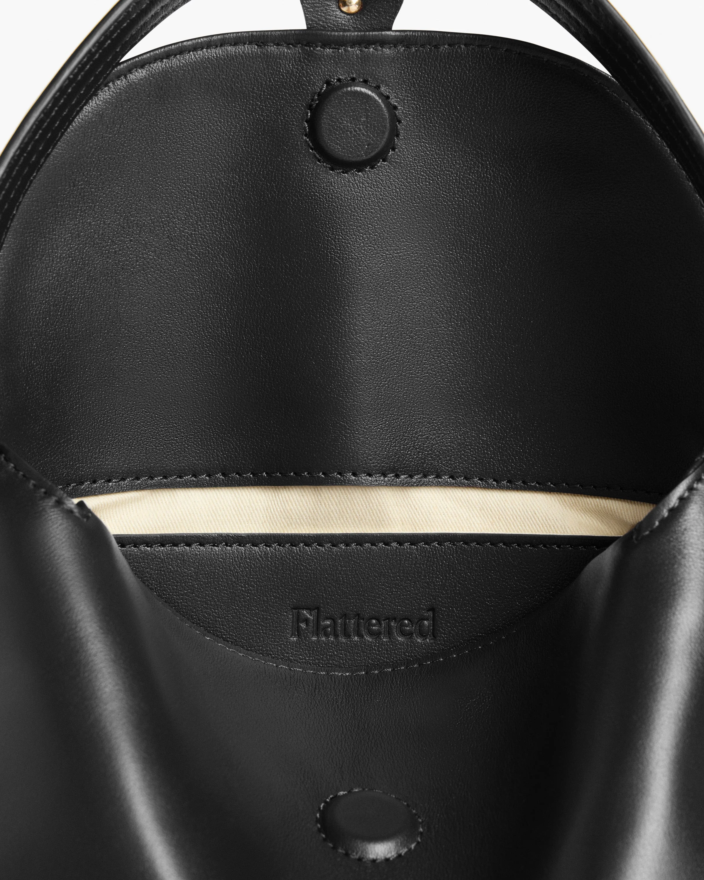 Gaia Mini Bag Leather Black - Image 4