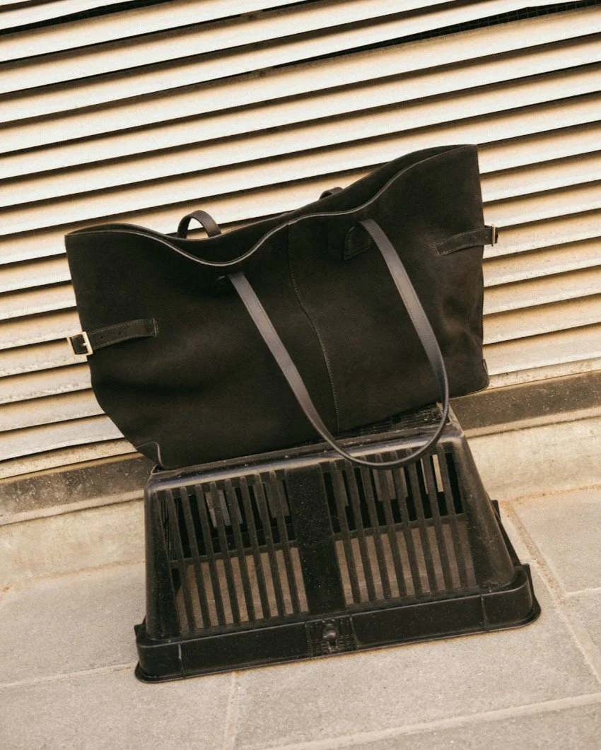 Lesley Tote Bag Suede Black - Image 7